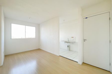 Sala de apartamento para alugar com 2 quartos, 42m² em Jardim do Lago, Osasco