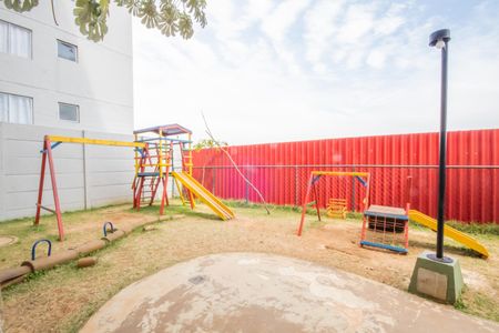 Apartamento para alugar com 42m², 2 quartos e sem vaga Apartamento para alugar com 42m², 2 quartos e sem vagaÁrea comum - Playground