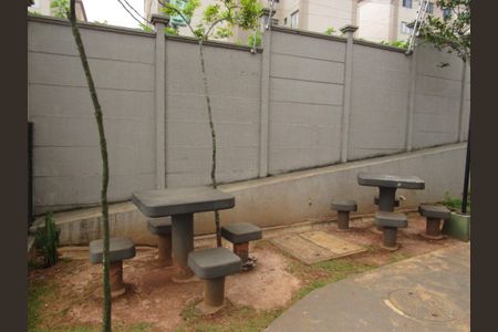 Apartamento à venda com 42m², 2 quartos e sem vagaÁrea comum