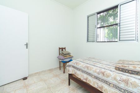 Casa para alugar com 191m², 3 quartos e 3 vagas Casa para alugar com 191m², 3 quartos e 3 vagasQuarto 2