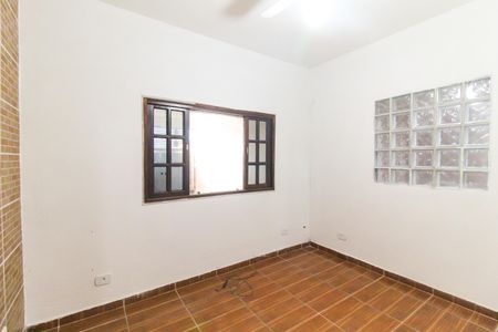Sala 2 de casa para alugar com 3 quartos, 125m² em Itaim Paulista, São Paulo