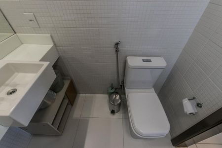 Apartamento para alugar com 167m², 3 quartos e 2 vagasBanheiro do Quarto 2