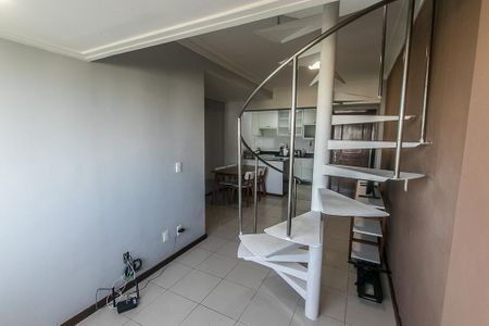 Apartamento para alugar com 167m², 3 quartos e 2 vagasSala