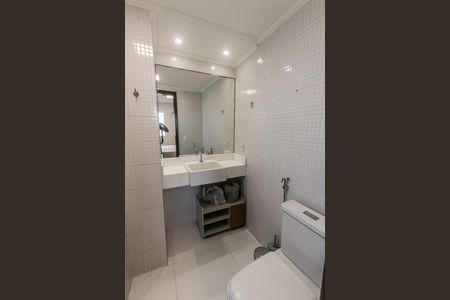 Apartamento para alugar com 167m², 3 quartos e 2 vagasBanheiro do Quarto 2