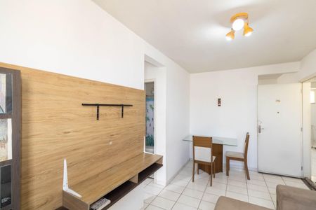 Apartamento para alugar com 43m², 2 quartos e 1 vagaSala