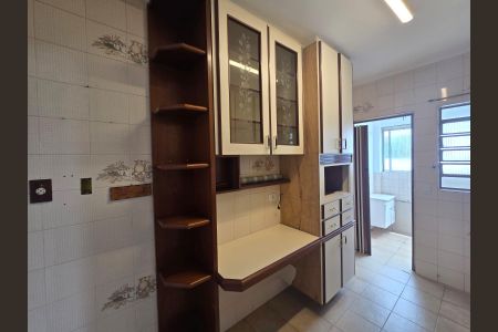Apartamento à venda com 77m², 2 quartos e 1 vagaCozinha 