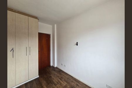 Apartamento à venda com 77m², 2 quartos e 1 vagaQuarto 02