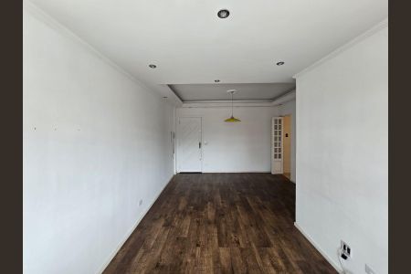 Apartamento à venda com 77m², 2 quartos e 1 vagaSala 