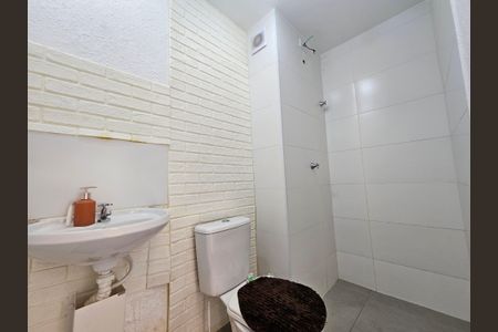 Apartamento para alugar com 37m², 2 quartos e sem vagaBanheiro