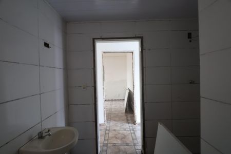 Casa para alugar com 216m², 5 quartos e 4 vagasBanheiro 1