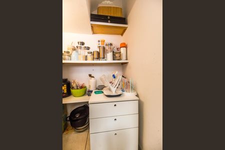 Casa de condomínio à venda com 180m², 3 quartos e 2 vagas Casa de condomínio à venda com 180m², 3 quartos e 2 vagasDespensa