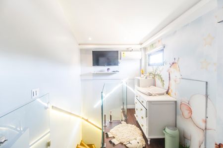 Casa de condomínio à venda com 180m², 3 quartos e 2 vagas Casa de condomínio à venda com 180m², 3 quartos e 2 vagasQuarto 4