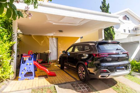 Casa de condomínio à venda com 180m², 3 quartos e 2 vagas Casa de condomínio à venda com 180m², 3 quartos e 2 vagasVista da Rua