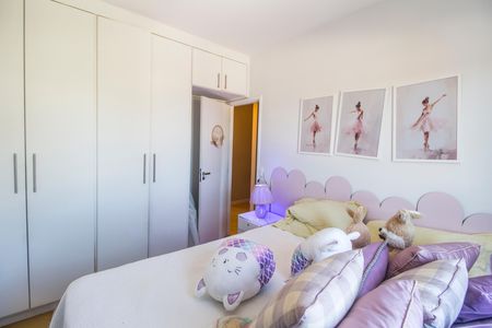 Casa de condomínio à venda com 180m², 3 quartos e 2 vagas Casa de condomínio à venda com 180m², 3 quartos e 2 vagasQuarto 2