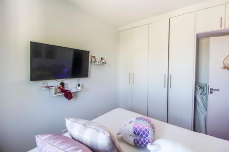 Casa de condomínio à venda com 180m², 3 quartos e 2 vagas Casa de condomínio à venda com 180m², 3 quartos e 2 vagasQuarto 2