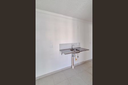 Apartamento para alugar com 34m², 2 quartos e sem vaga Apartamento para alugar com 34m², 2 quartos e sem vagaCozinha e Área de Serviço