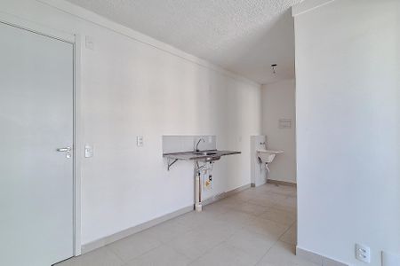 Apartamento para alugar com 34m², 2 quartos e sem vaga Apartamento para alugar com 34m², 2 quartos e sem vagaSala