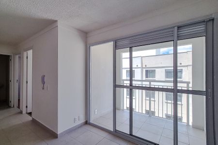 Apartamento para alugar com 34m², 2 quartos e sem vaga Apartamento para alugar com 34m², 2 quartos e sem vagaSala