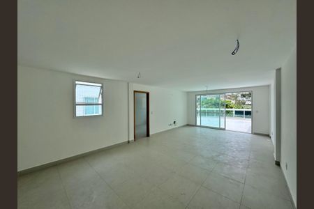 Apartamento à venda com 370m², 3 quartos e 3 vagas Apartamento à venda com 370m², 3 quartos e 3 vagasSala