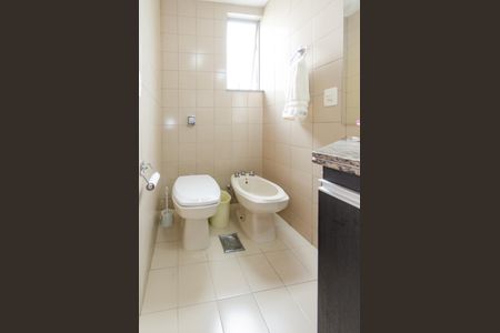 Apartamento à venda com 105m², 3 quartos e 2 vagasBanheiro suíte