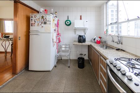 Apartamento à venda com 105m², 3 quartos e 2 vagasCozinha