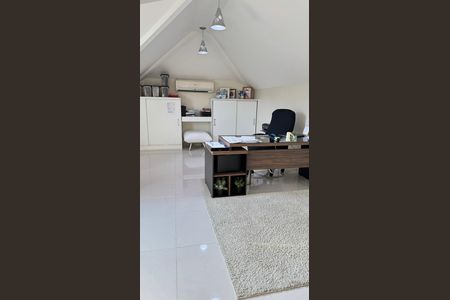 Casa de condomínio à venda com 320m², 4 quartos e 4 vagas