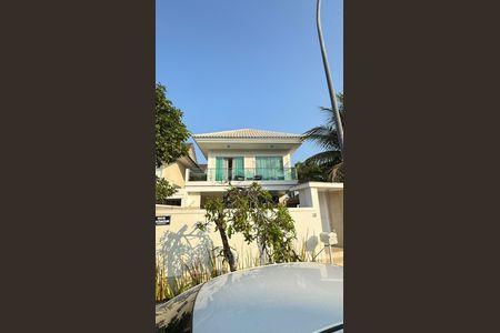 Casa de condomínio à venda com 320m², 4 quartos e 4 vagas