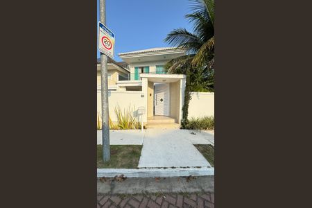 Casa de condomínio à venda com 320m², 4 quartos e 4 vagas