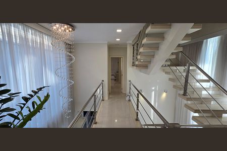 Casa de condomínio à venda com 320m², 4 quartos e 4 vagas