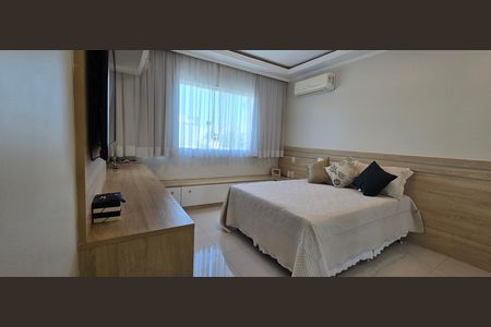 Casa de condomínio à venda com 320m², 4 quartos e 4 vagas