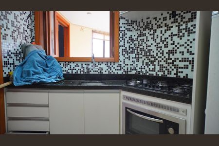 Apartamento para alugar com 75m², 2 quartos e 1 vagaCozinha 