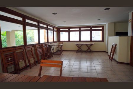 Apartamento para alugar com 75m², 2 quartos e 1 vagaÁrea comum - Salão de festas