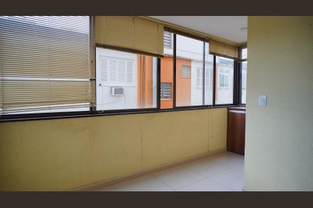 Varanda da Sala de apartamento para alugar com 2 quartos, 75m² em Santana, Porto Alegre