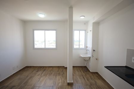 Sala de apartamento para alugar com 2 quartos, 37m² em Santo Amaro, São Paulo