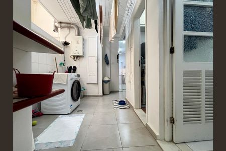 Apartamento para alugar com 164m², 3 quartos e 1 vagaÁrea de serviço