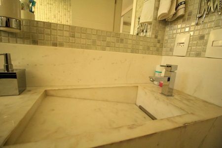 Apartamento à venda com 108m², 3 quartos e 2 vagasBanheiro