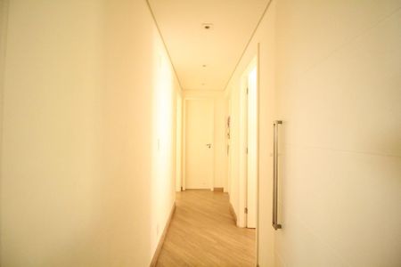 Apartamento à venda com 108m², 3 quartos e 2 vagasCorredor