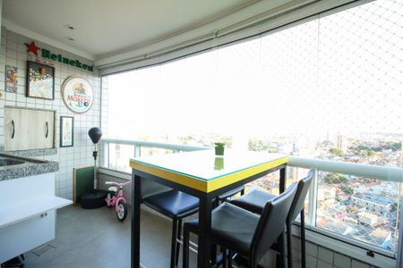 Apartamento à venda com 108m², 3 quartos e 2 vagasVaranda