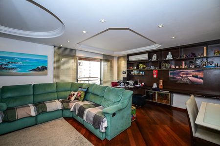 Apartamento à venda com 156m², 4 quartos e 3 vagasSala