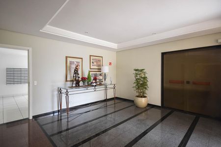 Apartamento à venda com 156m², 4 quartos e 3 vagasHall Social