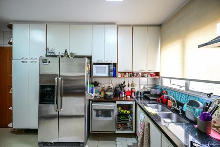Apartamento à venda com 156m², 4 quartos e 3 vagasCozinha