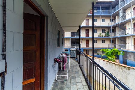 Sacada de apartamento à venda com 2 quartos, 65m² em Fazenda da Juta, São Paulo