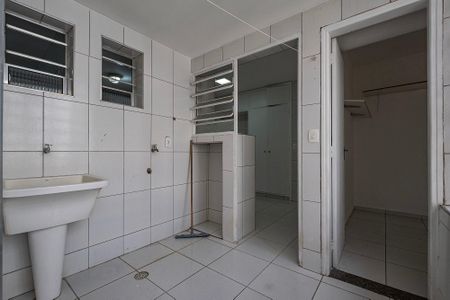 Apartamento para alugar com 127m², 3 quartos e 2 vagas Apartamento para alugar com 127m², 3 quartos e 2 vagasÁrea de Serviço