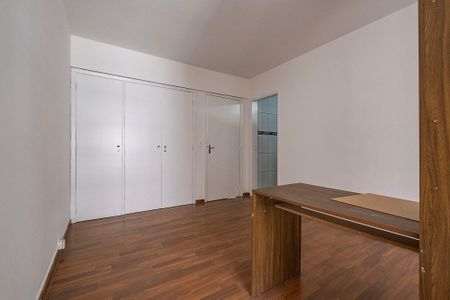 Apartamento para alugar com 127m², 3 quartos e 2 vagas Apartamento para alugar com 127m², 3 quartos e 2 vagasSuíte