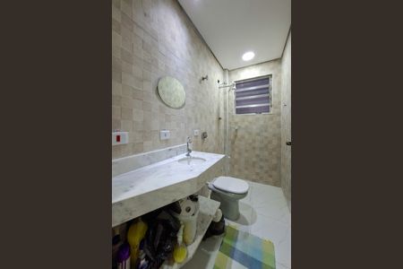 Studio para alugar com 40m², 0 quarto e sem vaga Studio para alugar com 40m², 0 quarto e sem vagaBanheiro