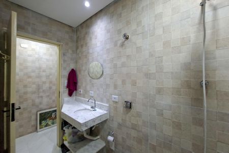 Studio para alugar com 40m², 0 quarto e sem vaga Studio para alugar com 40m², 0 quarto e sem vagaBanheiro
