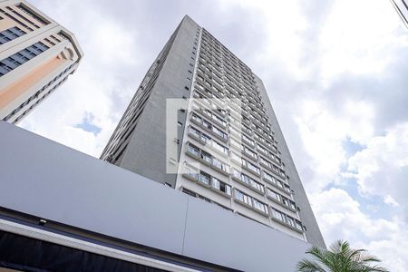 Apartamento à venda com 56m², 1 quarto e 1 vaga Apartamento à venda com 56m², 1 quarto e 1 vagaFachada