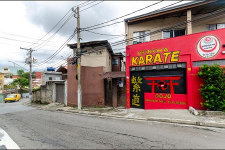 Casa para alugar com 30m², 1 quarto e sem vaga Casa para alugar com 30m², 1 quarto e sem vagaFachada