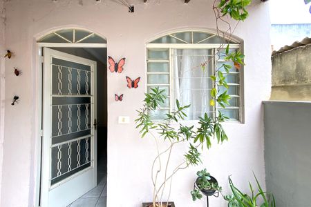 Casa para alugar com 110m², 2 quartos e sem vaga Casa para alugar com 110m², 2 quartos e sem vagaEntrada