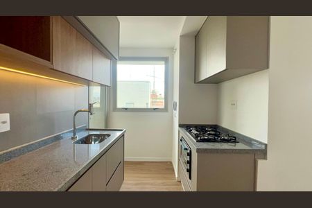 Apartamento para alugar com 95m², 2 quartos e 2 vagasCozinha